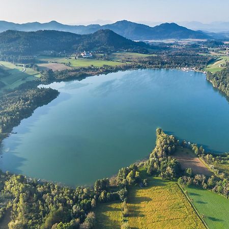 Hotel Seehof Sankt Georgen am Längsee Екстериор снимка